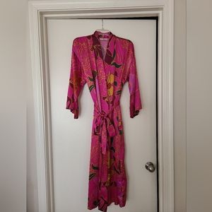 Natori Robe